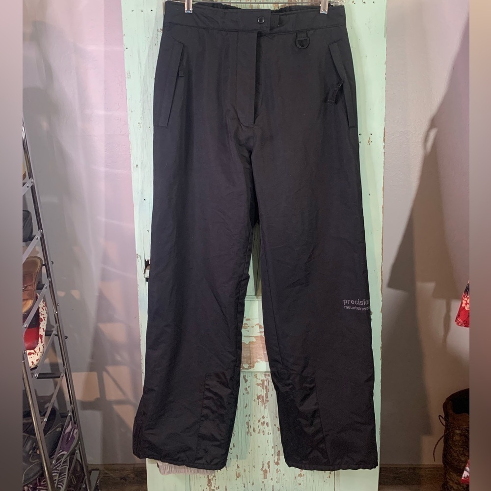 Women’s Precision  Mountain wear Black snow ski winter pants size L Preloved